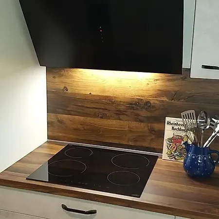 Am Backhausgarten * פלונהיים